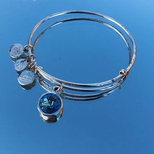 ALEX & ANI AQUAMARINE BIRTHSTONE BRACELET🌏💫